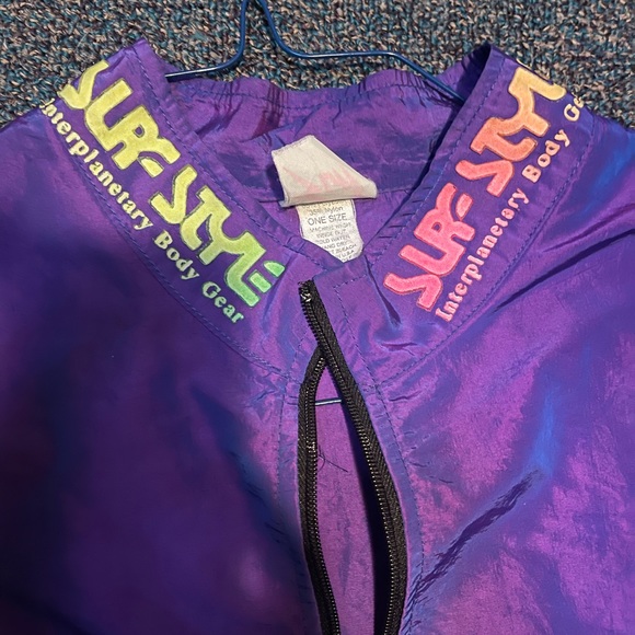 80s 90s Baywatch Vintage retro Surf Style iridescent purple windbreaker - Picture 3 of 3